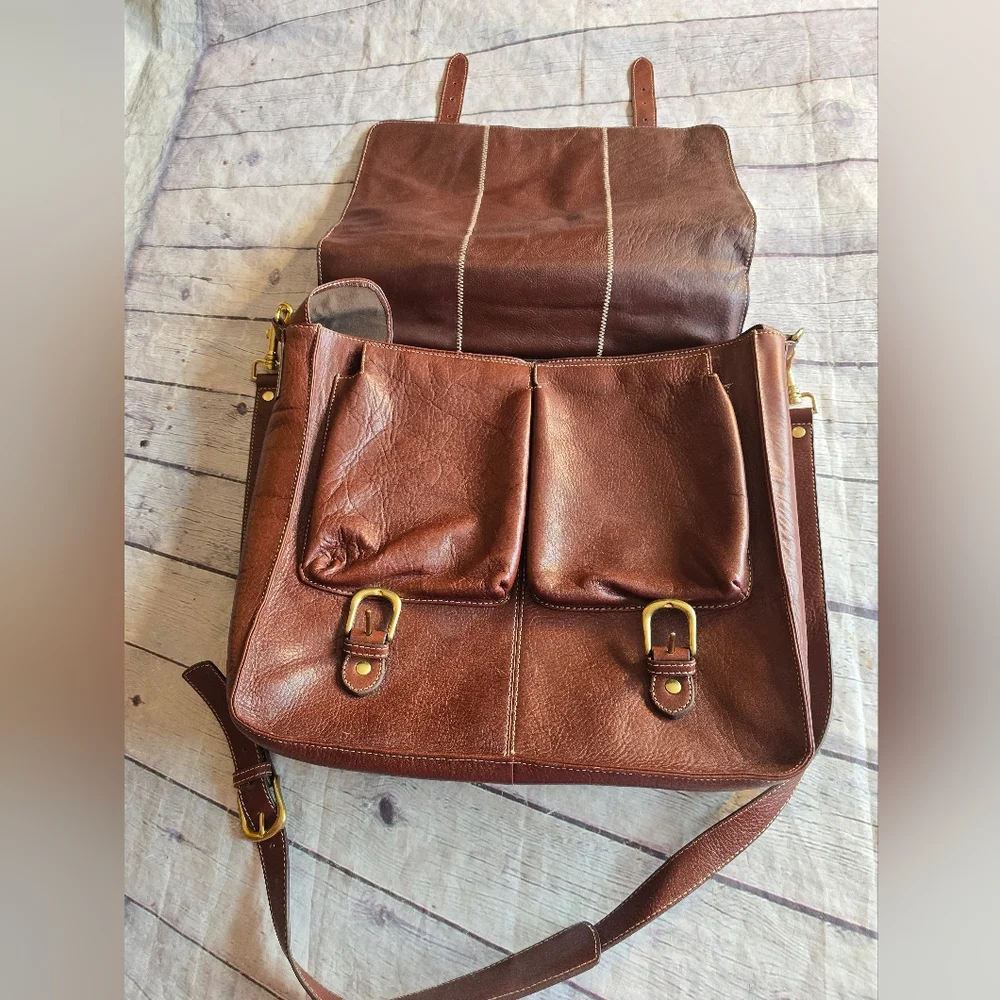 AUSTIN REED BROWN LEATHER CROSBODY LAPTOP/BRIEFCASE MAN MESSENGER BAG